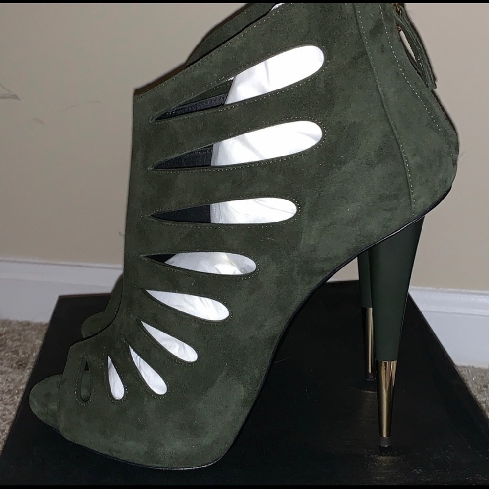 Giuseppe Zanotti RARE green suede cage bootie